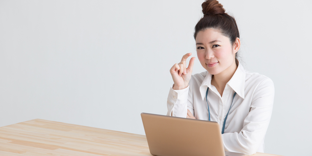 PCと女性