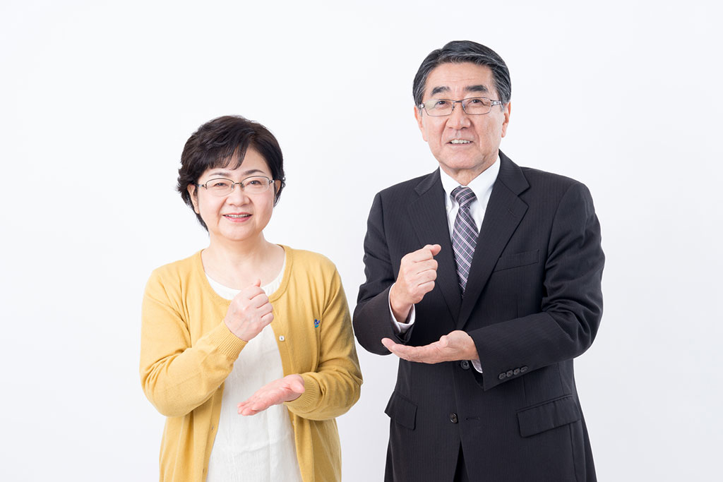 年金受給者でも安定した収入（＝稼ぎ）があればカードローンを利用できる